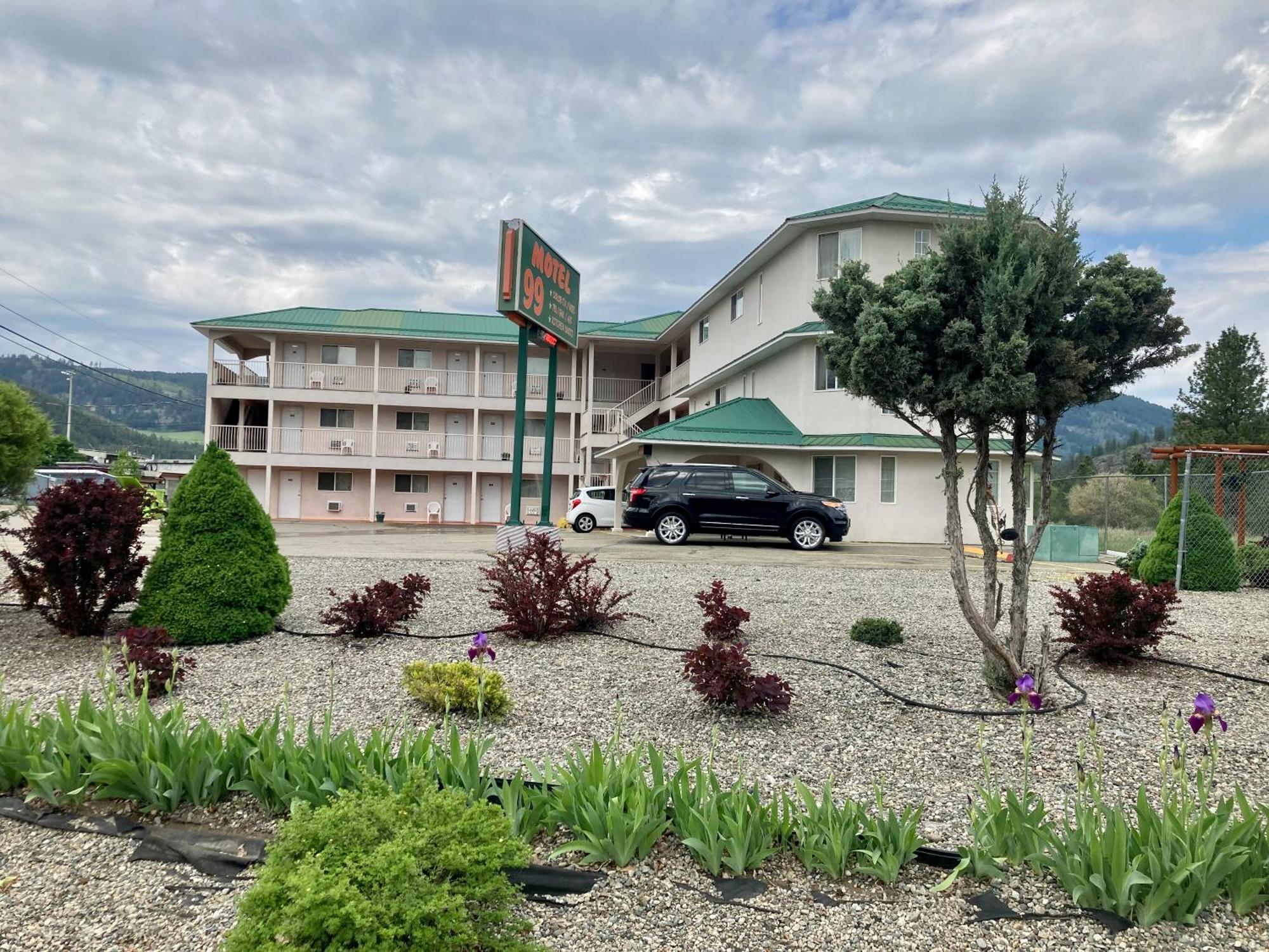 Motel 99 Grand Forks Ngoại thất bức ảnh