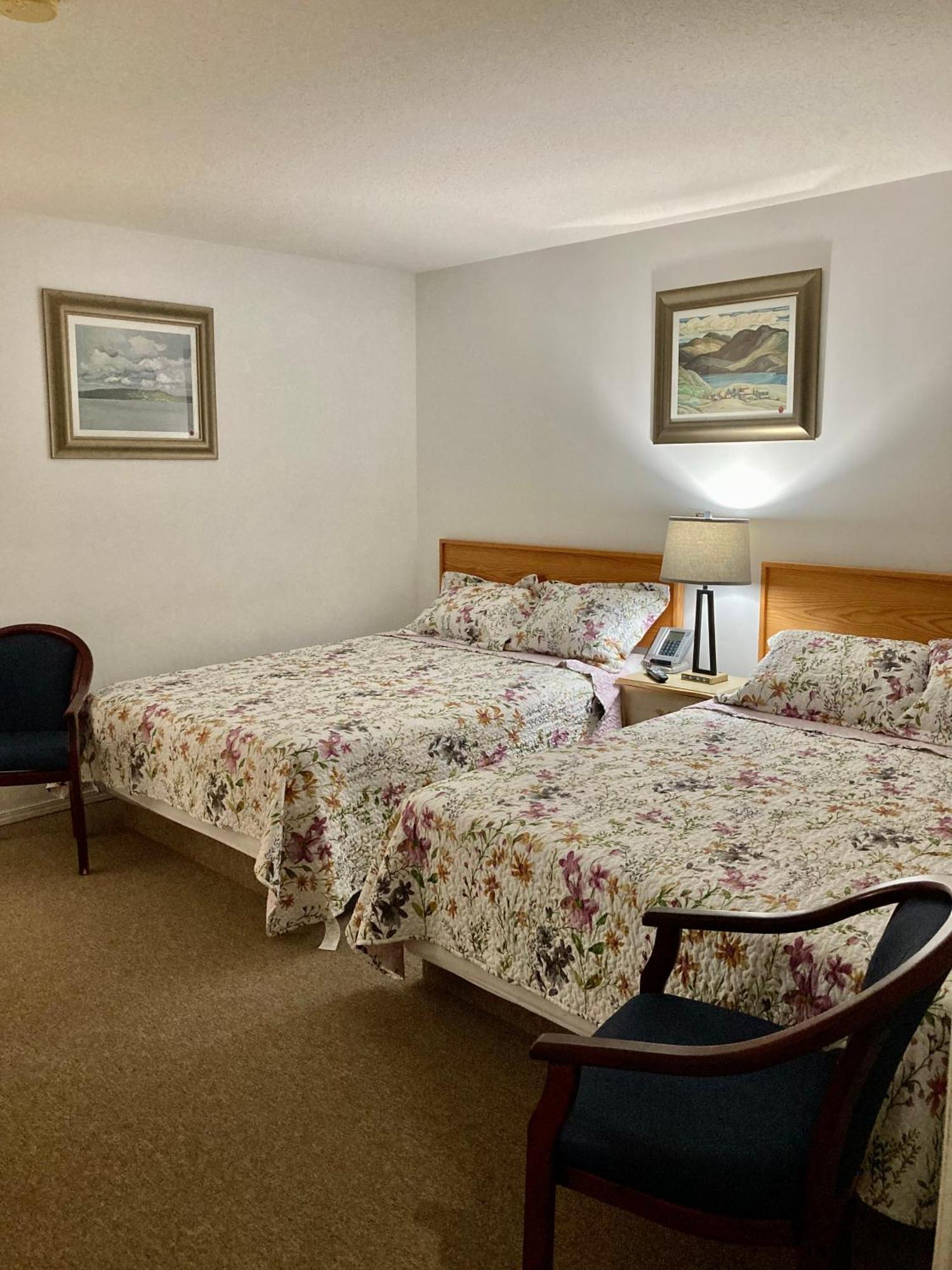 Motel 99 Grand Forks Ngoại thất bức ảnh