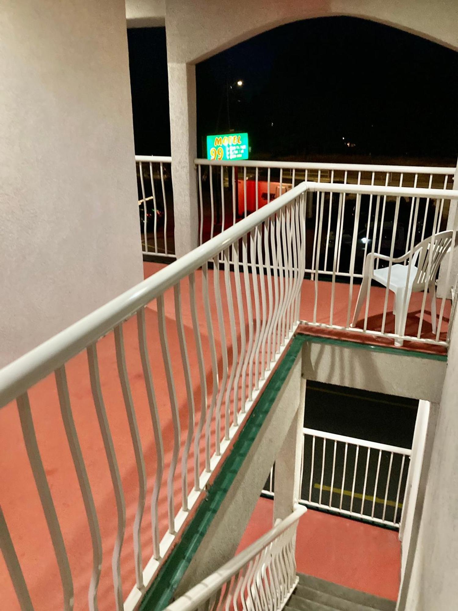Motel 99 Grand Forks Ngoại thất bức ảnh