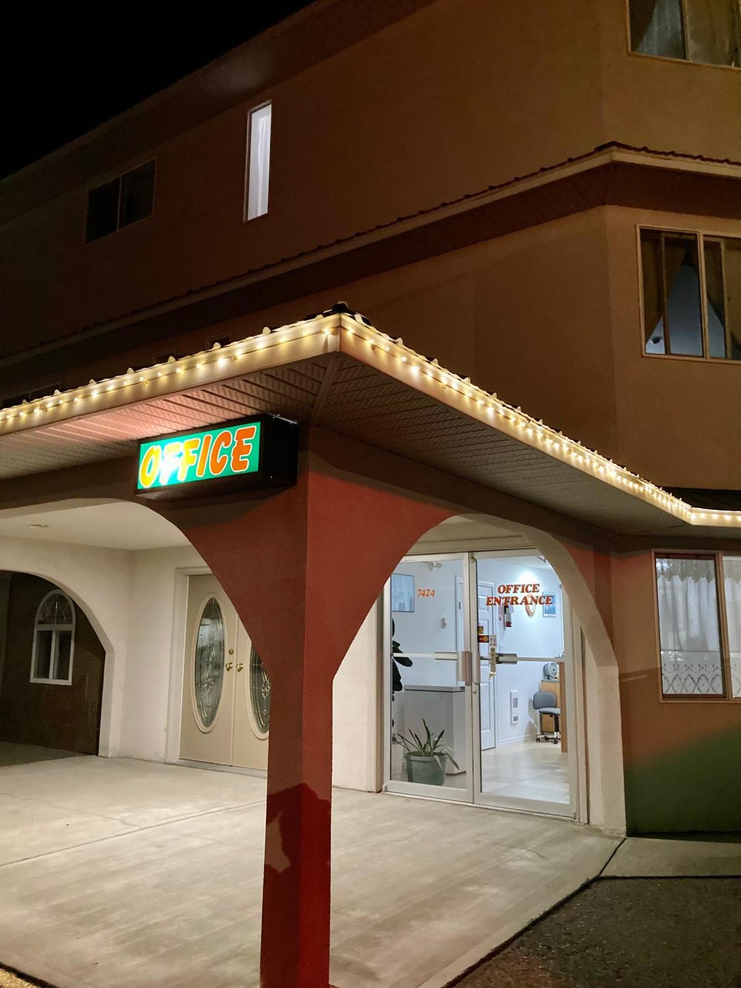 Motel 99 Grand Forks Ngoại thất bức ảnh