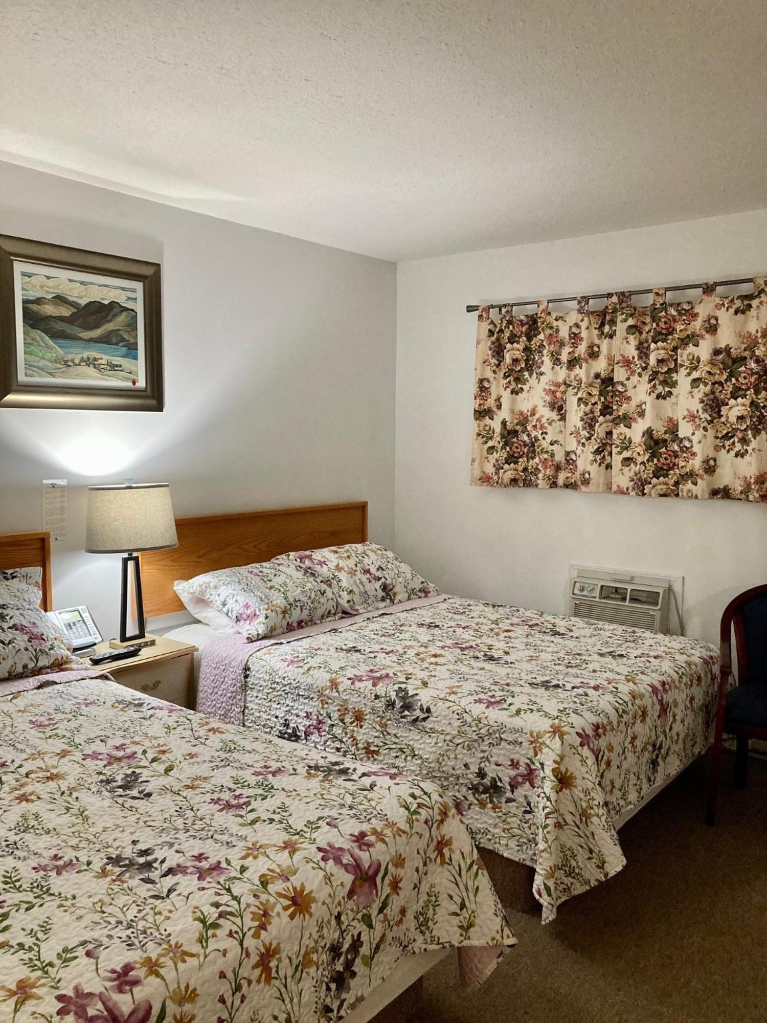 Motel 99 Grand Forks Ngoại thất bức ảnh