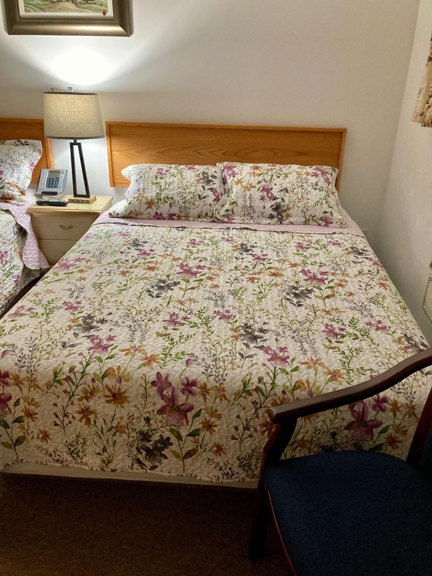 Motel 99 Grand Forks Ngoại thất bức ảnh