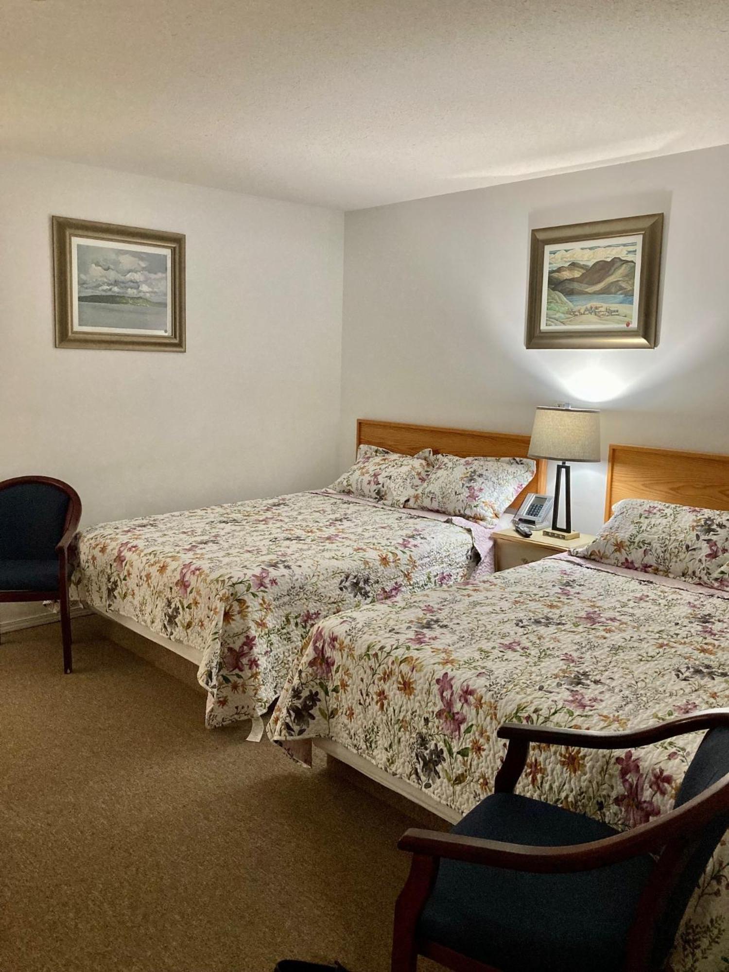 Motel 99 Grand Forks Ngoại thất bức ảnh