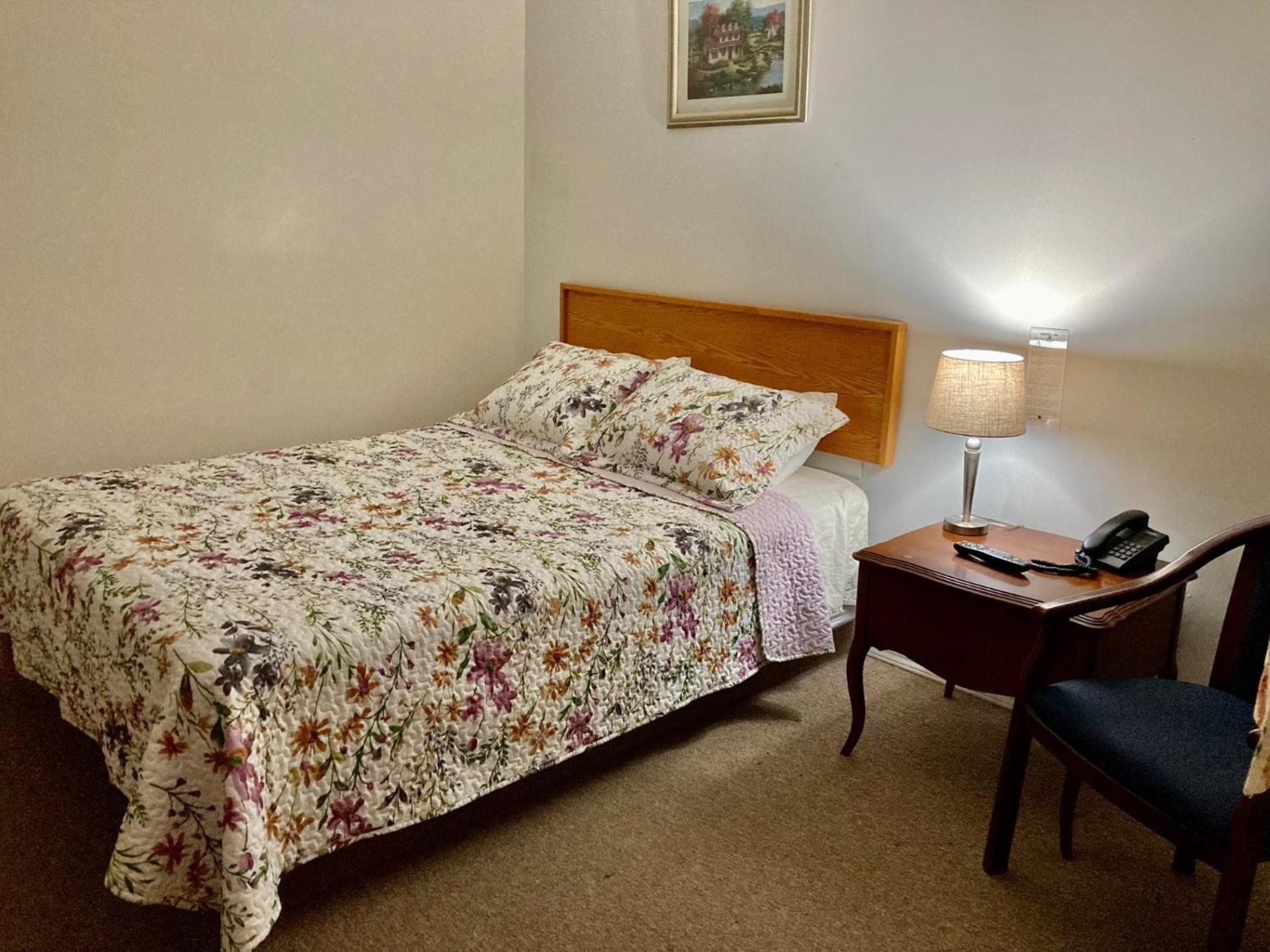Motel 99 Grand Forks Ngoại thất bức ảnh